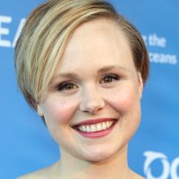Alison Pill Nagie