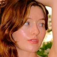 Alison Rouge Nagie