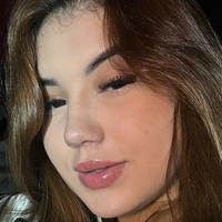annahyller Nagie