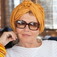 Anouska Hempel Nagie