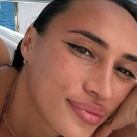 Astrid nelsia officiel Nagie