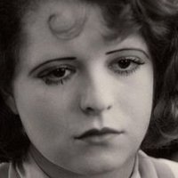 Clara Bow Nagie