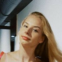 Dorka Juhasz Nagie
