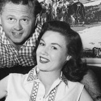 Elaine Devry Nagie