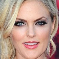 Elaine Hendrix Nagie