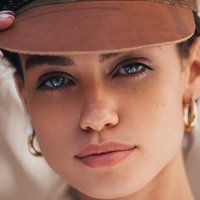 Elle Trowbridge Nagie