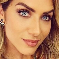 Giovanna Ewbank Nagie