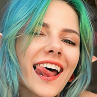 Greenie Rose Nagie