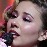Haley Reinhart Nagie