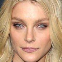 Jessica Stam Nagie
