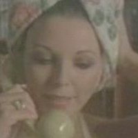 Joan Collins Nagie
