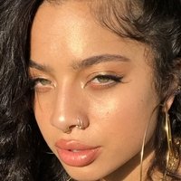Kiana Ledé Nagie