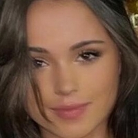Laura Lindstrom Nagie