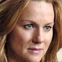 Laura Linney Nagie