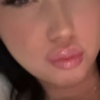 layladr Nagie