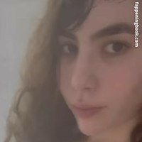 Mari Capri Nagie
