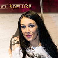 Meli Deluxe Nagie