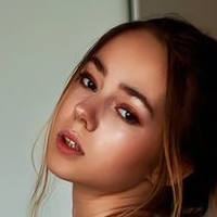 Natalia Muchova Nagie