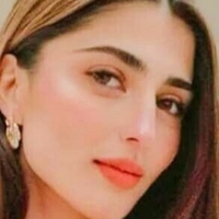 Sarahonthegram Nagie