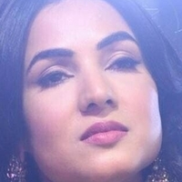 Sonal Chauhan Nagie
