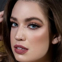 Stephanie Oustalet Nagie