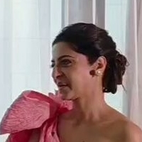 vedhika4u Nagie