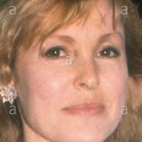 Victoria Tennant Nagie