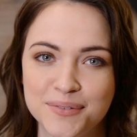 Violett Beane Nagie