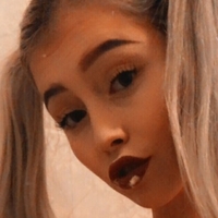 xholakys Nagie